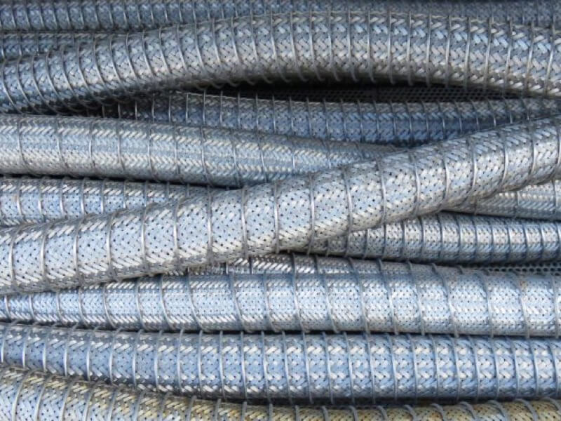 Flexible Schläuche aus Edelstahl - Heizung Flexible Schläuche aus Edelstahl - Heizung